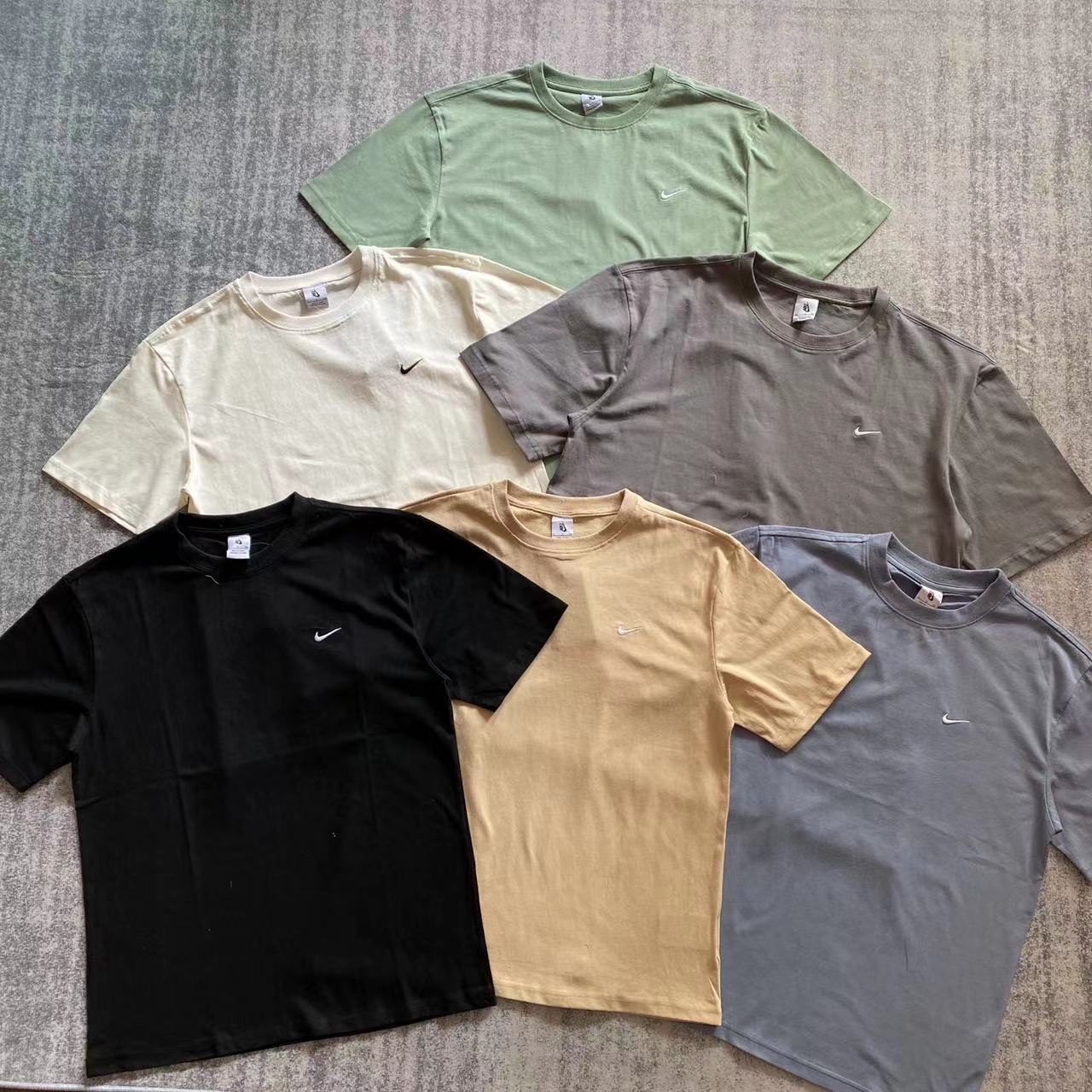 T-shirt Nike