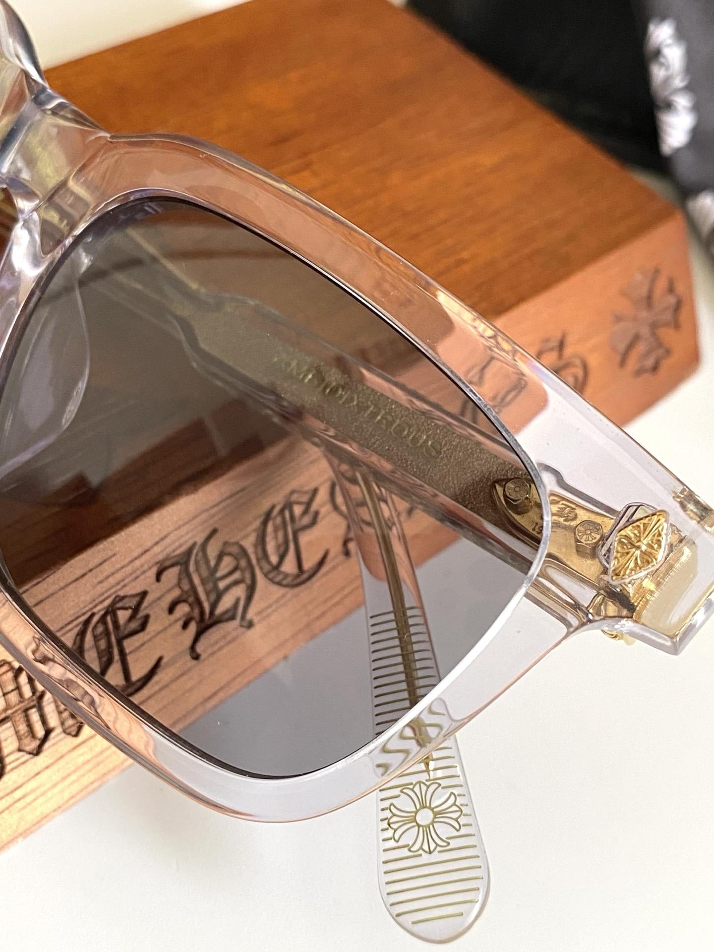 Lunettes Chrome Hearts