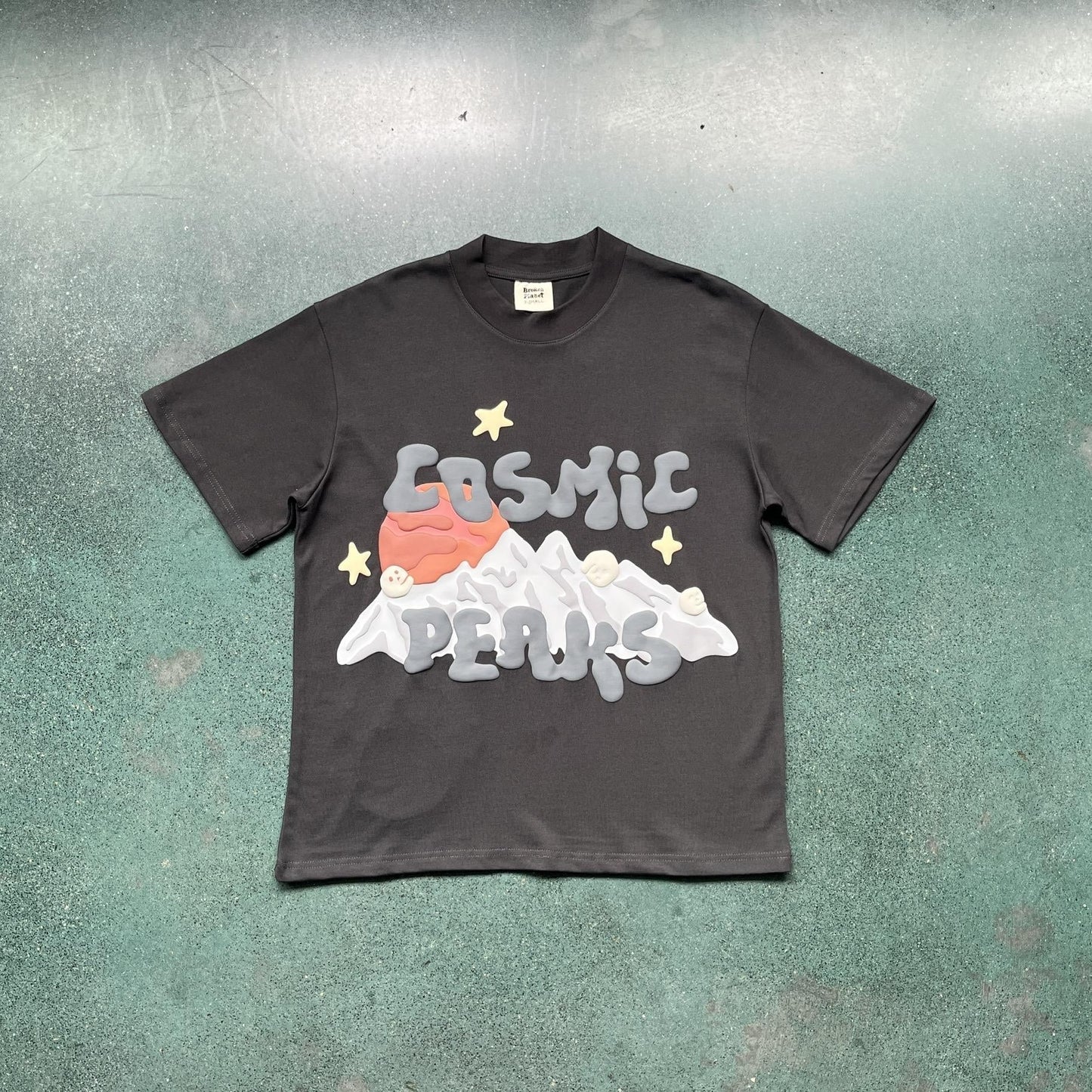 T-shirt Cosmic peaks Broken P