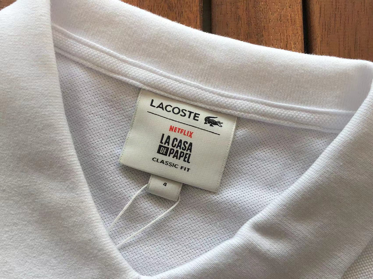 Collection de polos Lacoste x Netflix