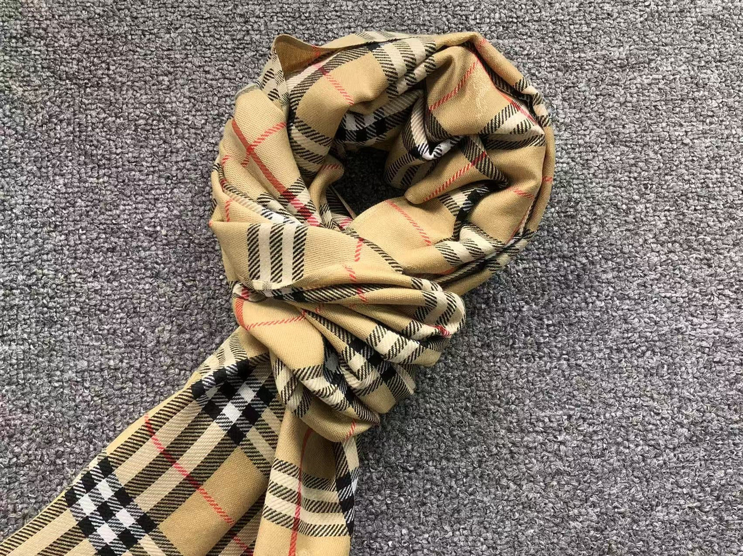 BB Scarf