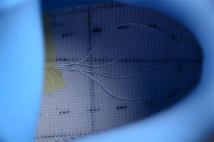 AJ 4 RETRO "NCAA PE - UNC"