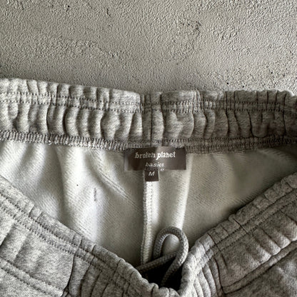 Broken P Cotton Short