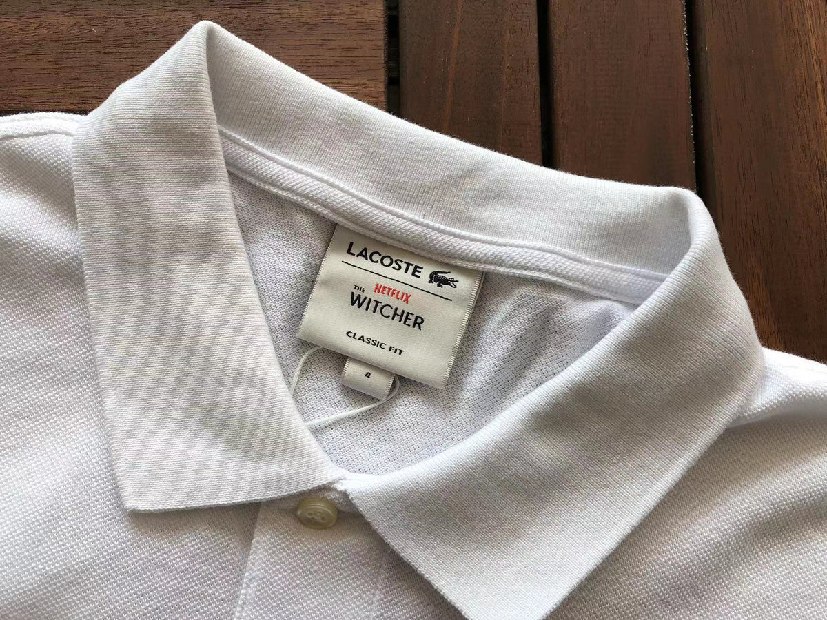 Collection de polos Lacoste x Netflix