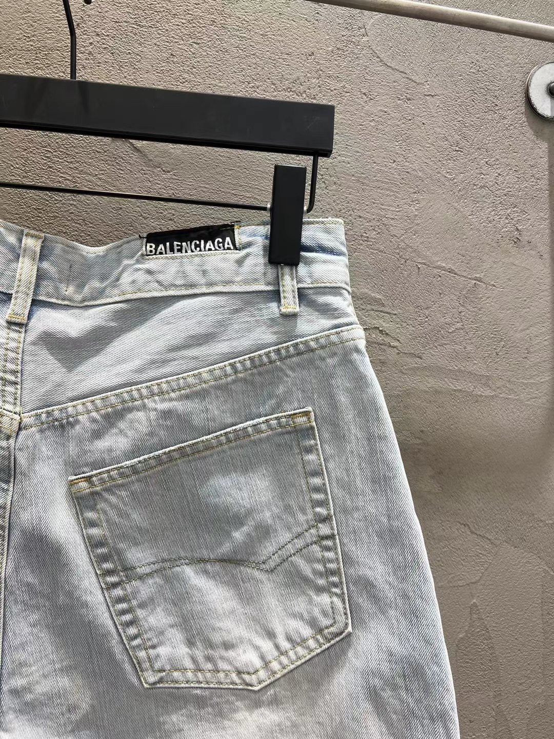 Shorts Balenciaga