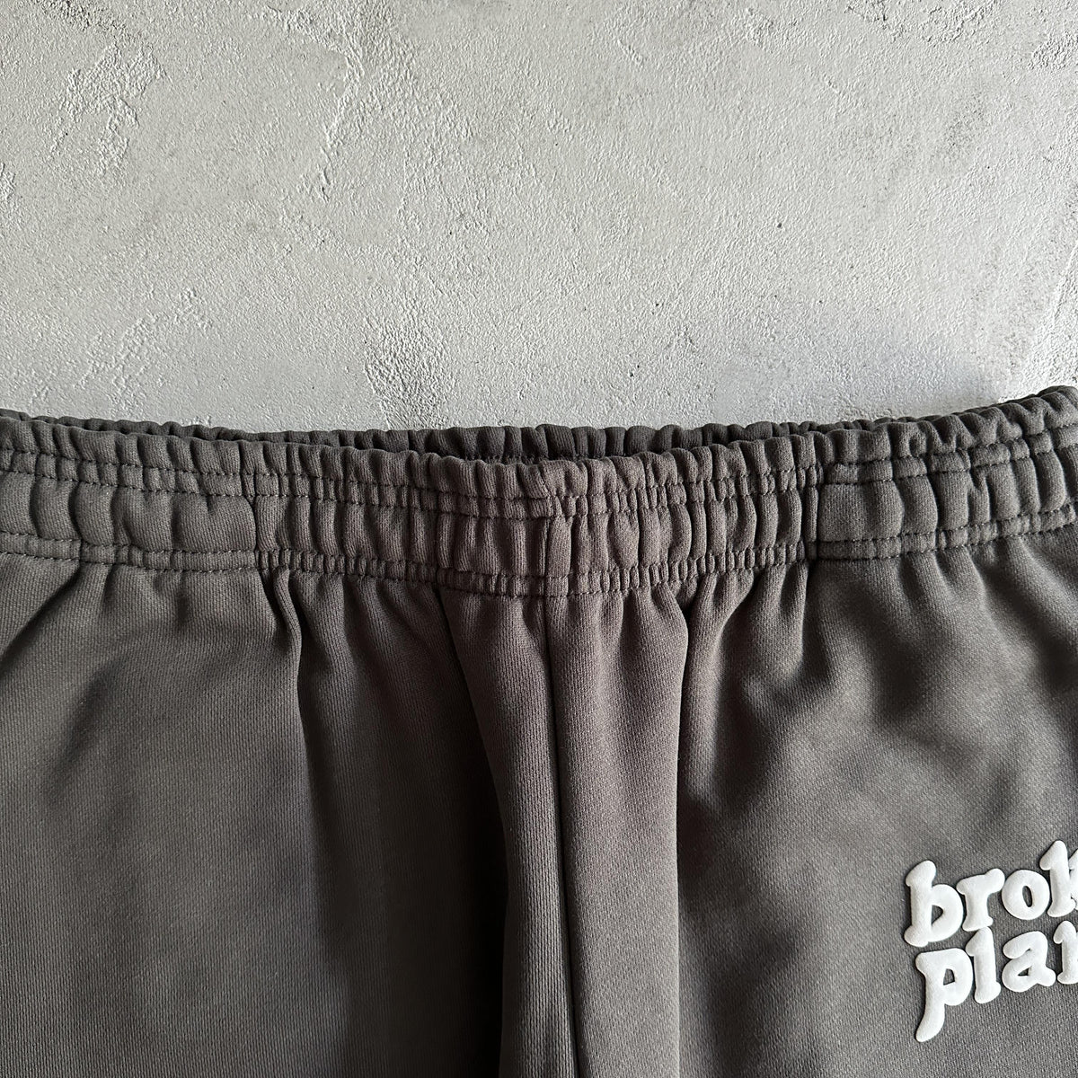 Jogging Broken P basiques