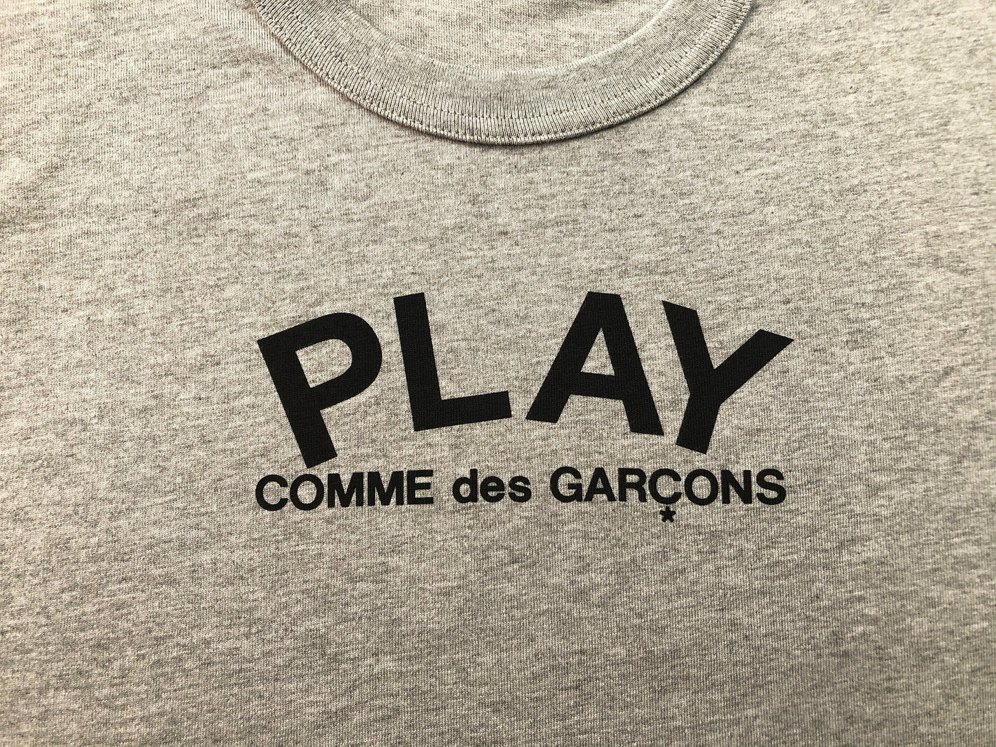 T-shirt Comme des Garçons