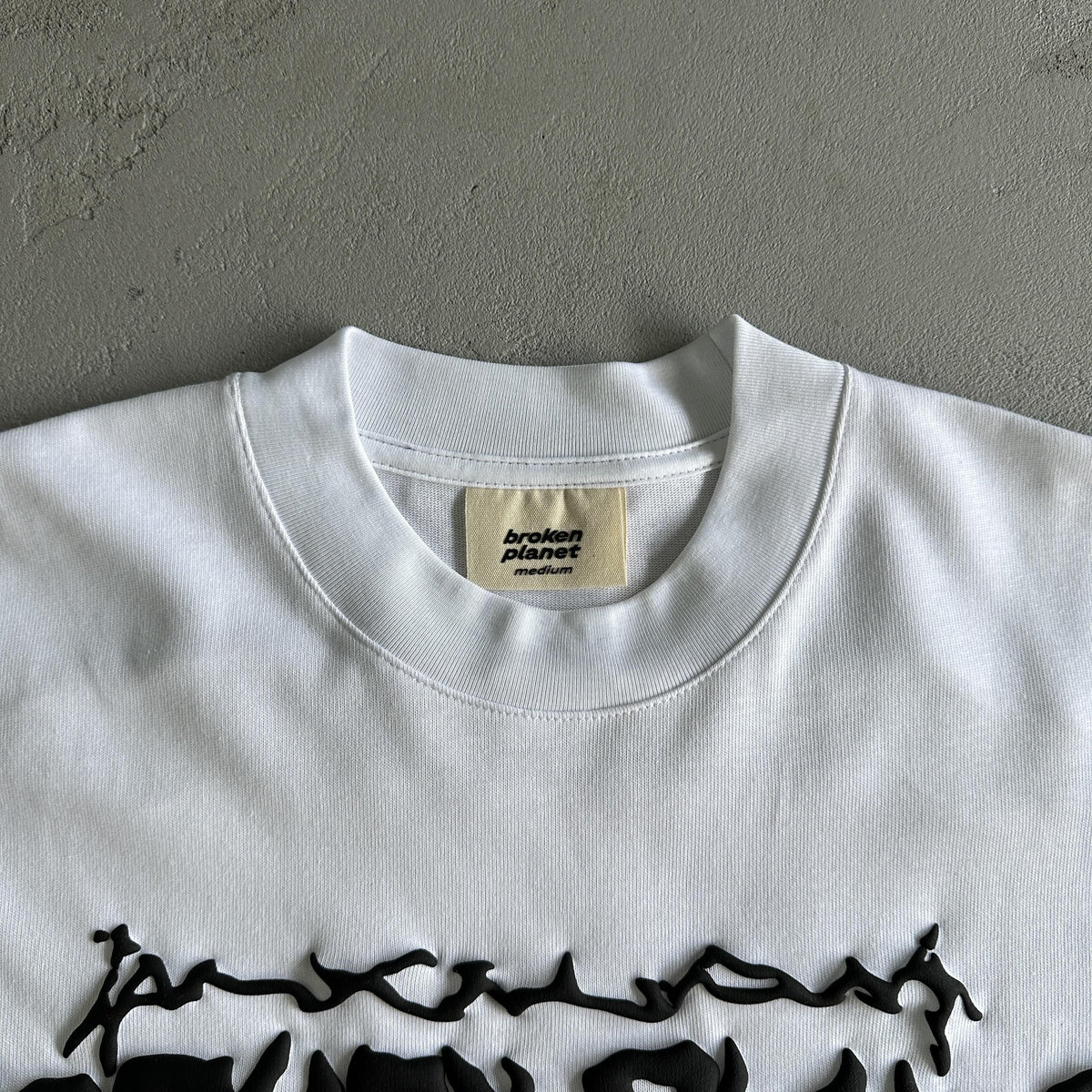 T-shirt Broken P Chaos