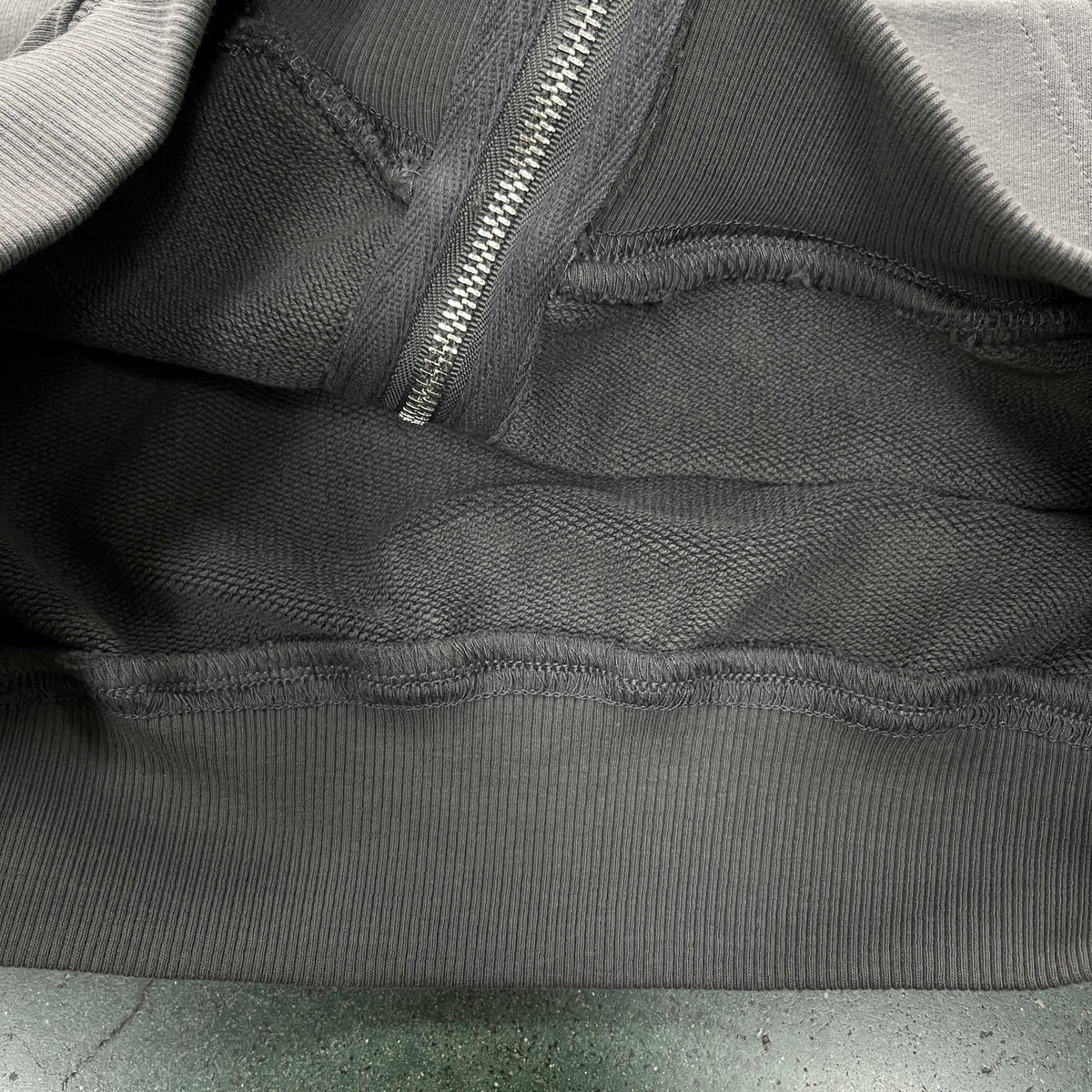 Sweat à capuche zippé Broken P Planet