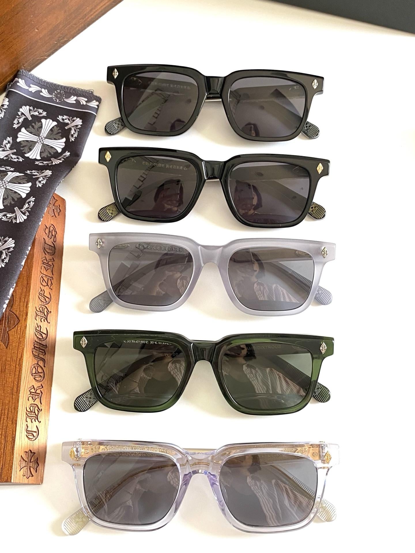 Lunettes Chrome Hearts