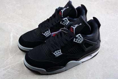 AJ 4 Rétro « Toile noire »