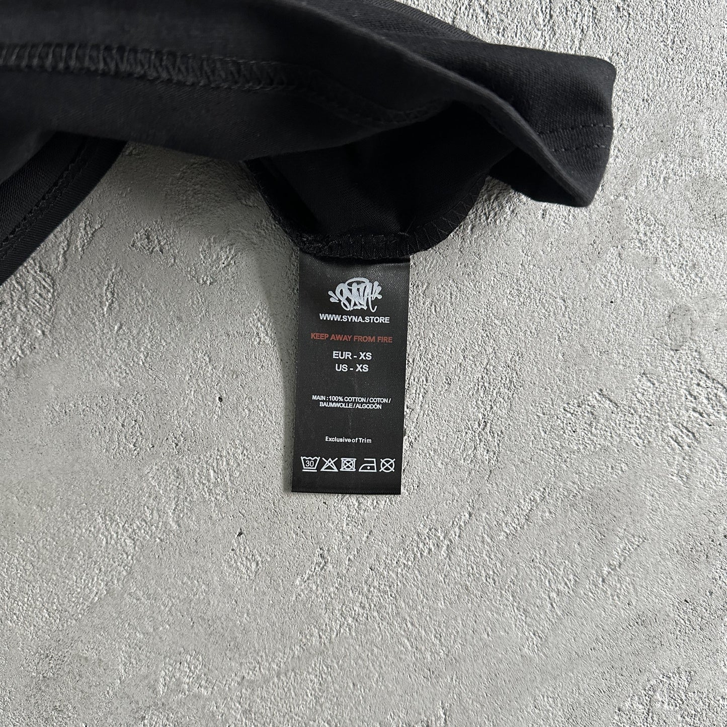 Synaworld Tshirt Mobile