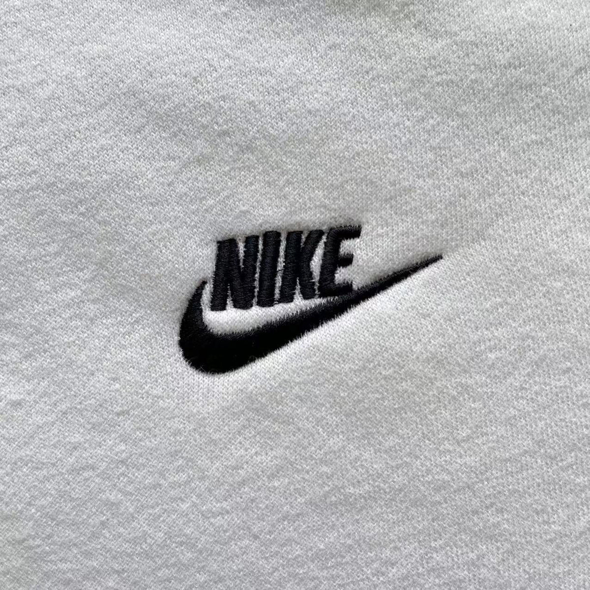 Pull Nike