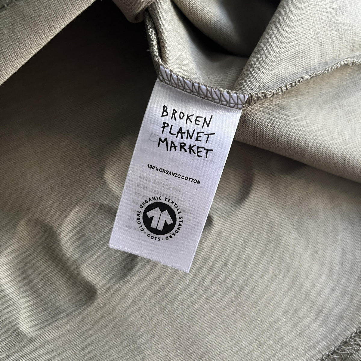 T-shirt Casse-tête de l'espace à trois crânes