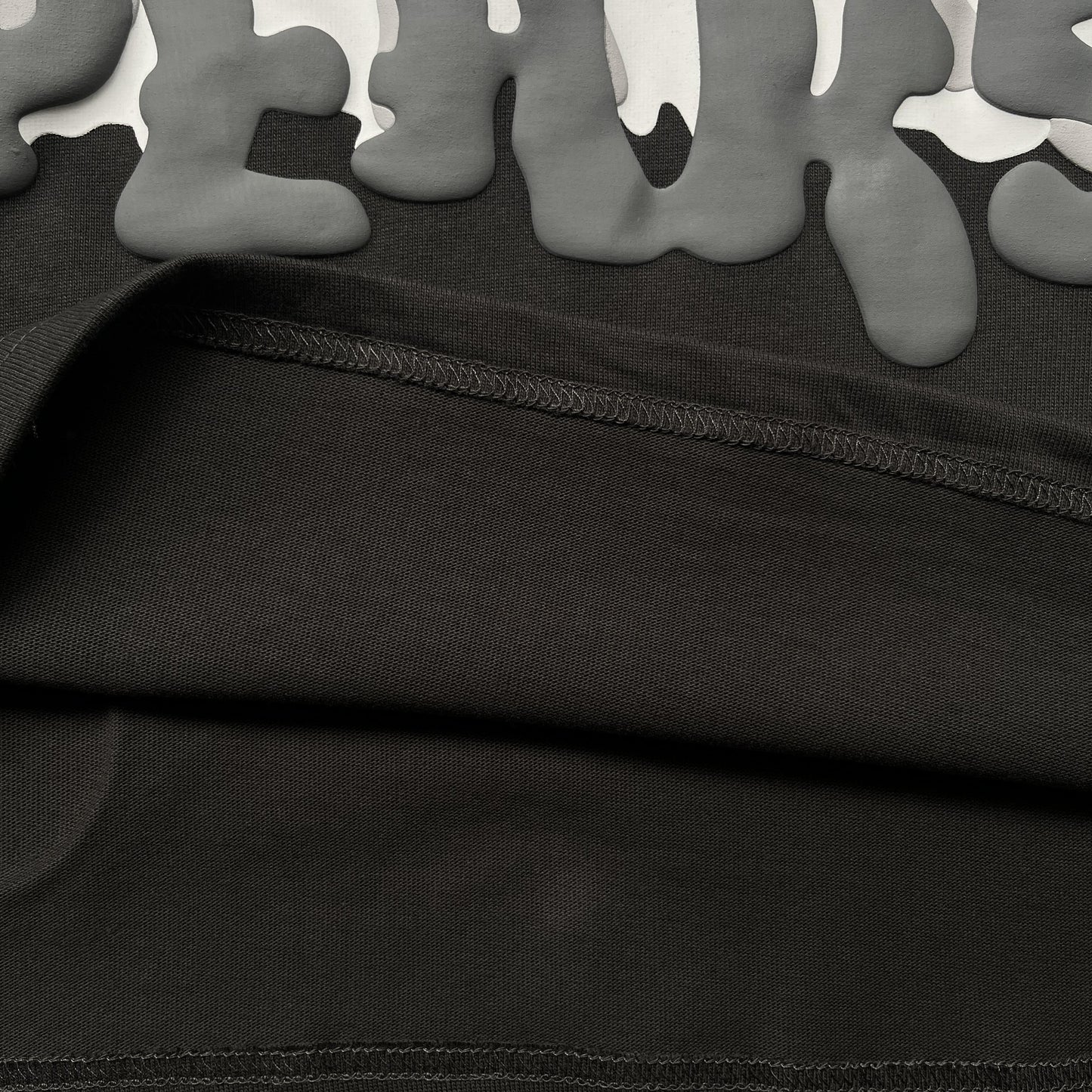 T-shirt Cosmic peaks Broken P
