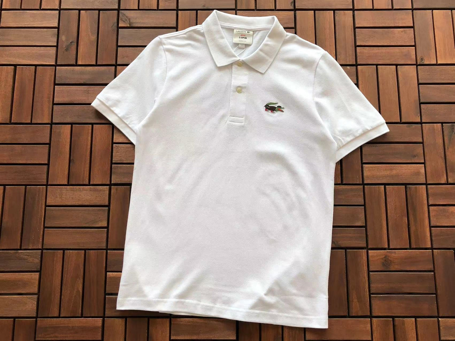 Collection de polos Lacoste x Netflix