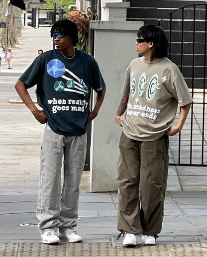 T-shirt Casse-tête de l'espace à trois crânes