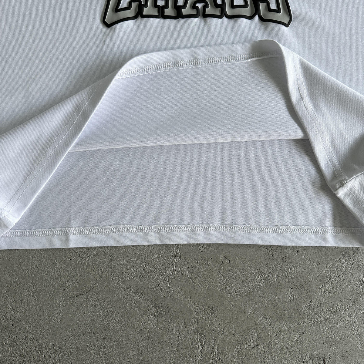 T-shirt Broken P Chaos