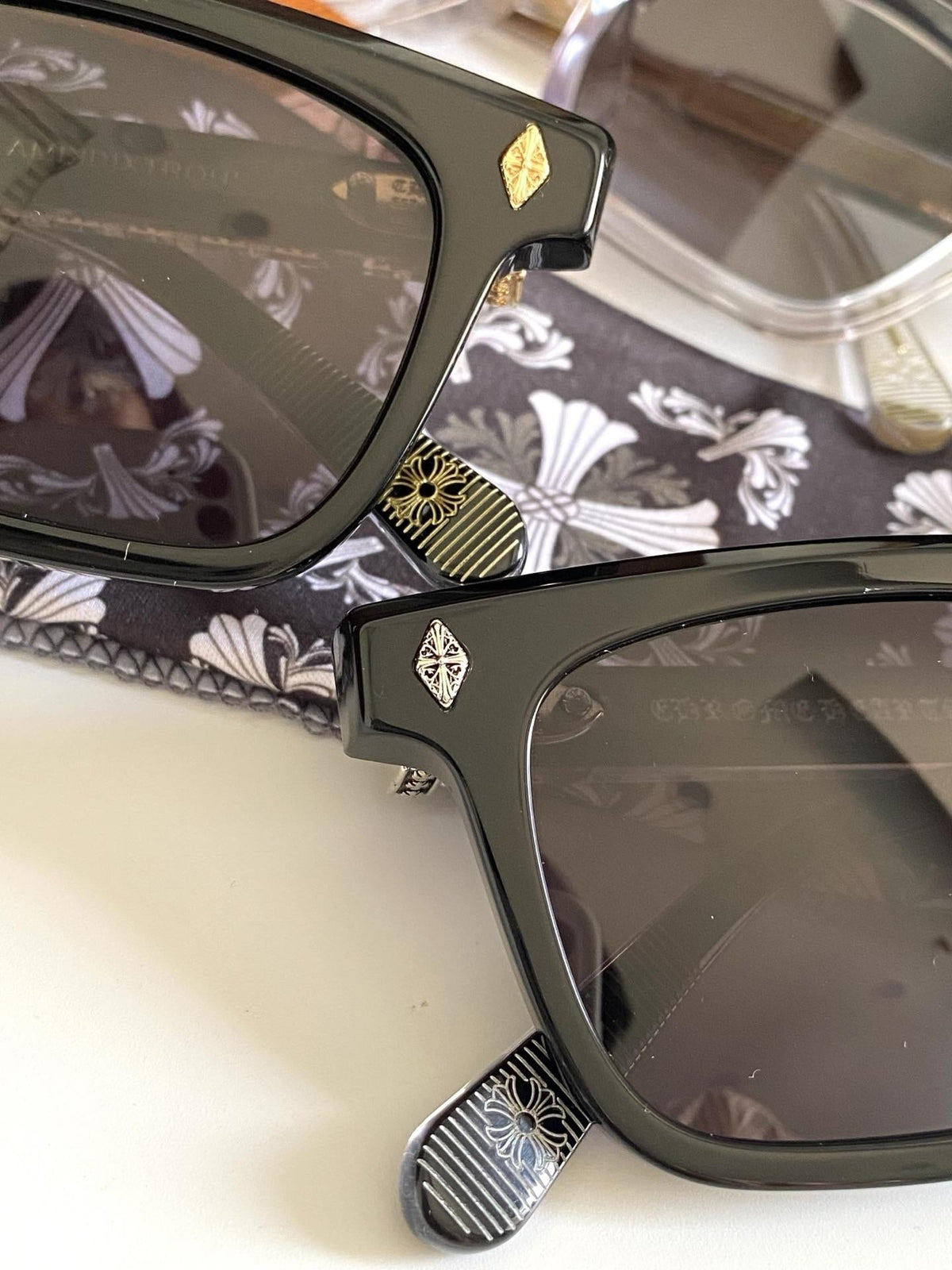 Lunettes Chrome Hearts