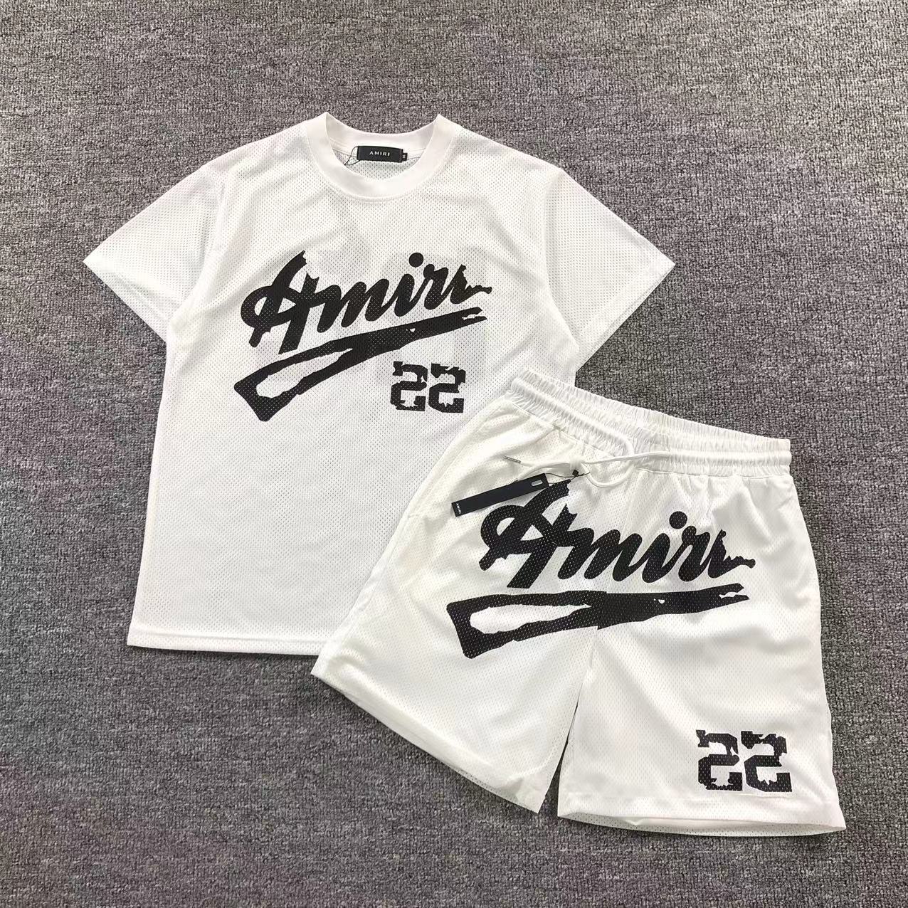 Short et T-shirt Amiri