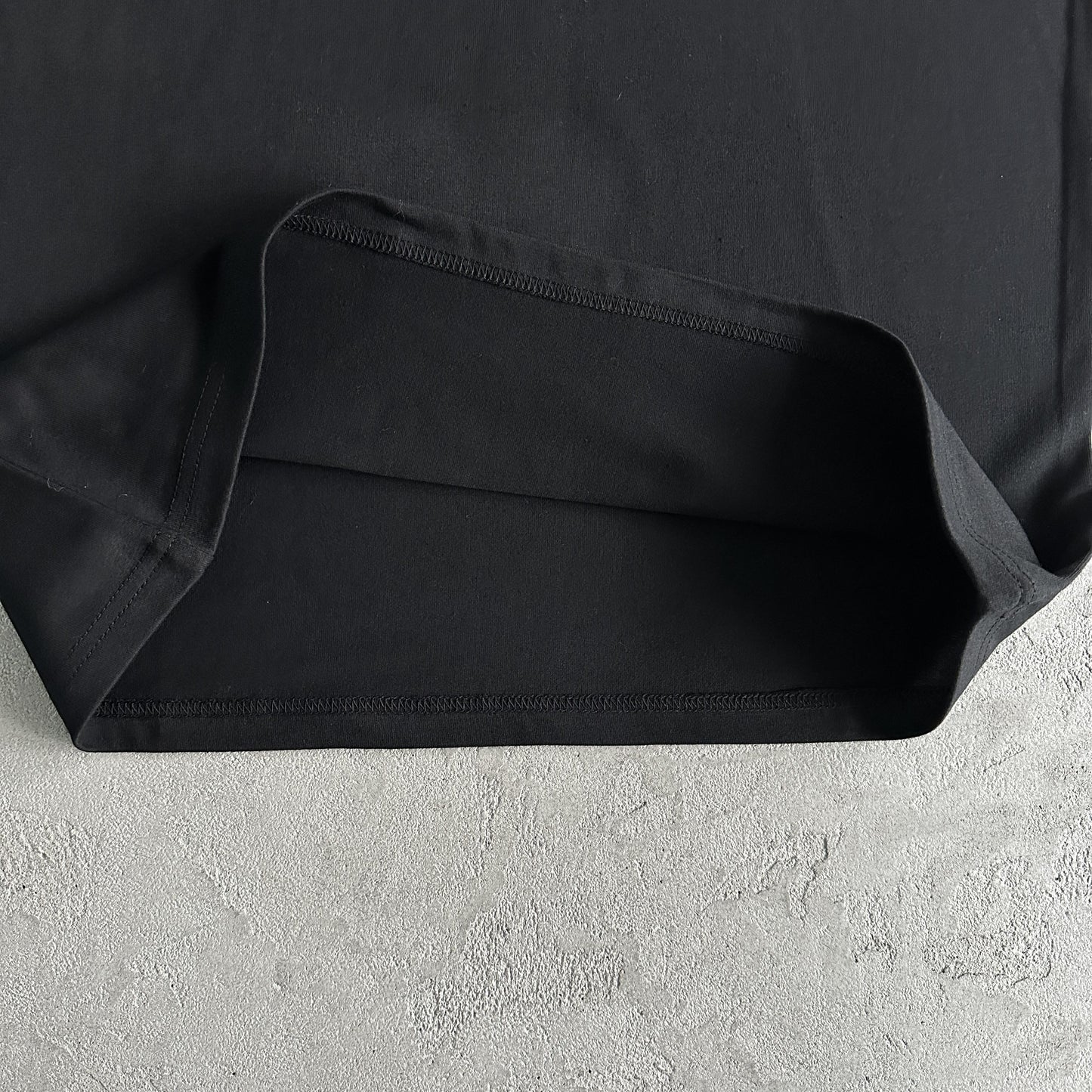 Synaworld Tshirt Mobile