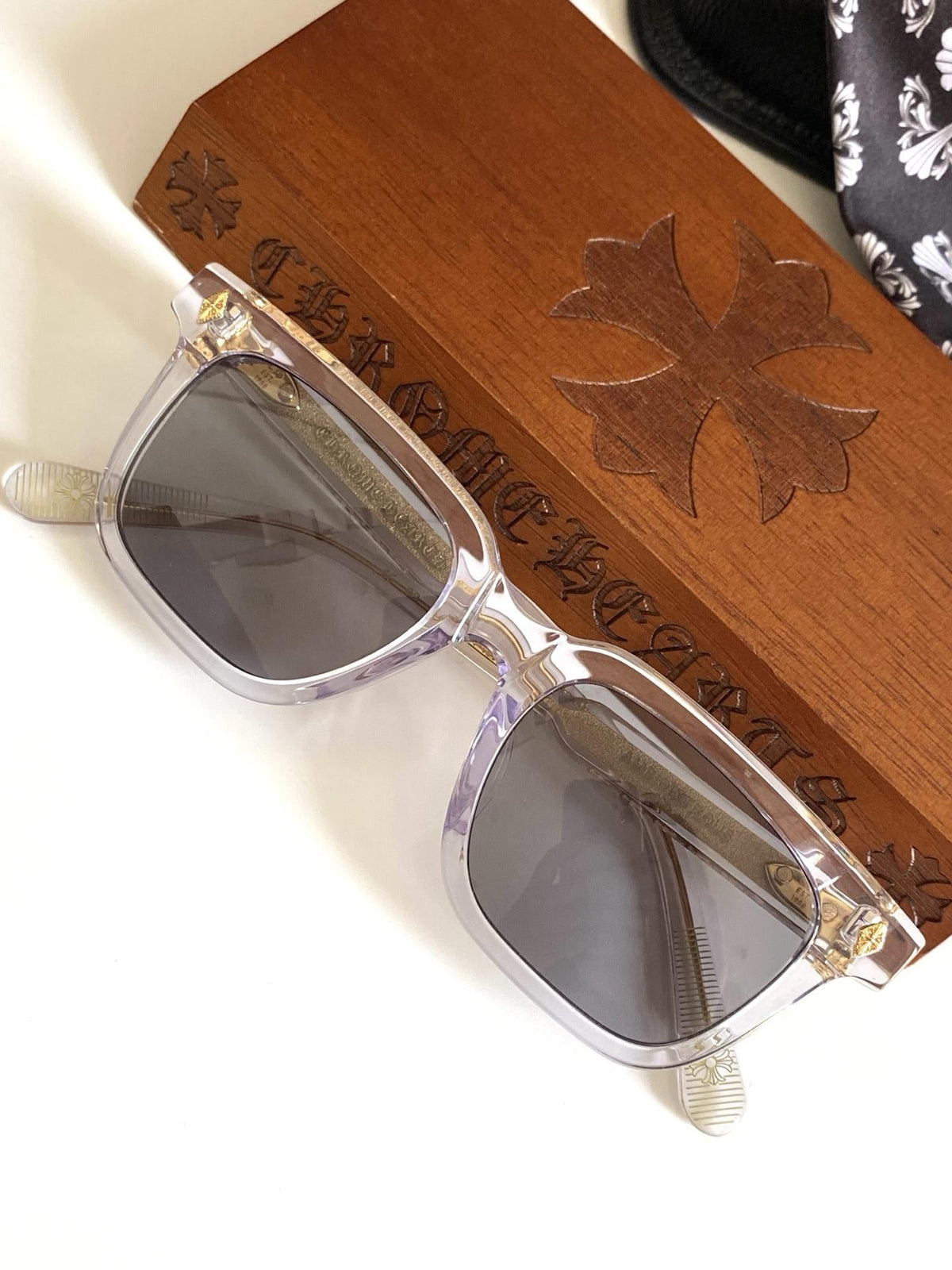Lunettes Chrome Hearts