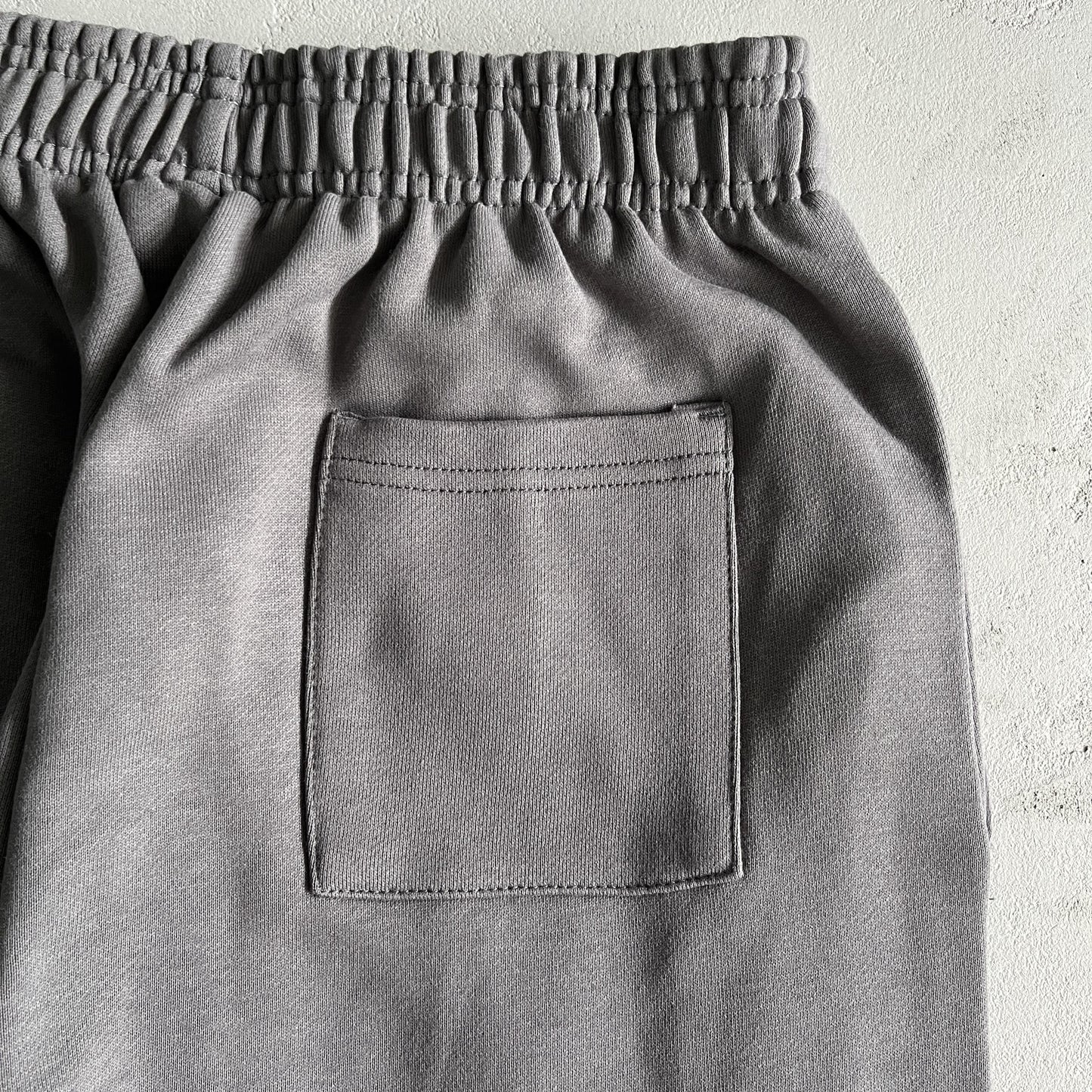 Pantalon de survêtement coupe droite Broken P