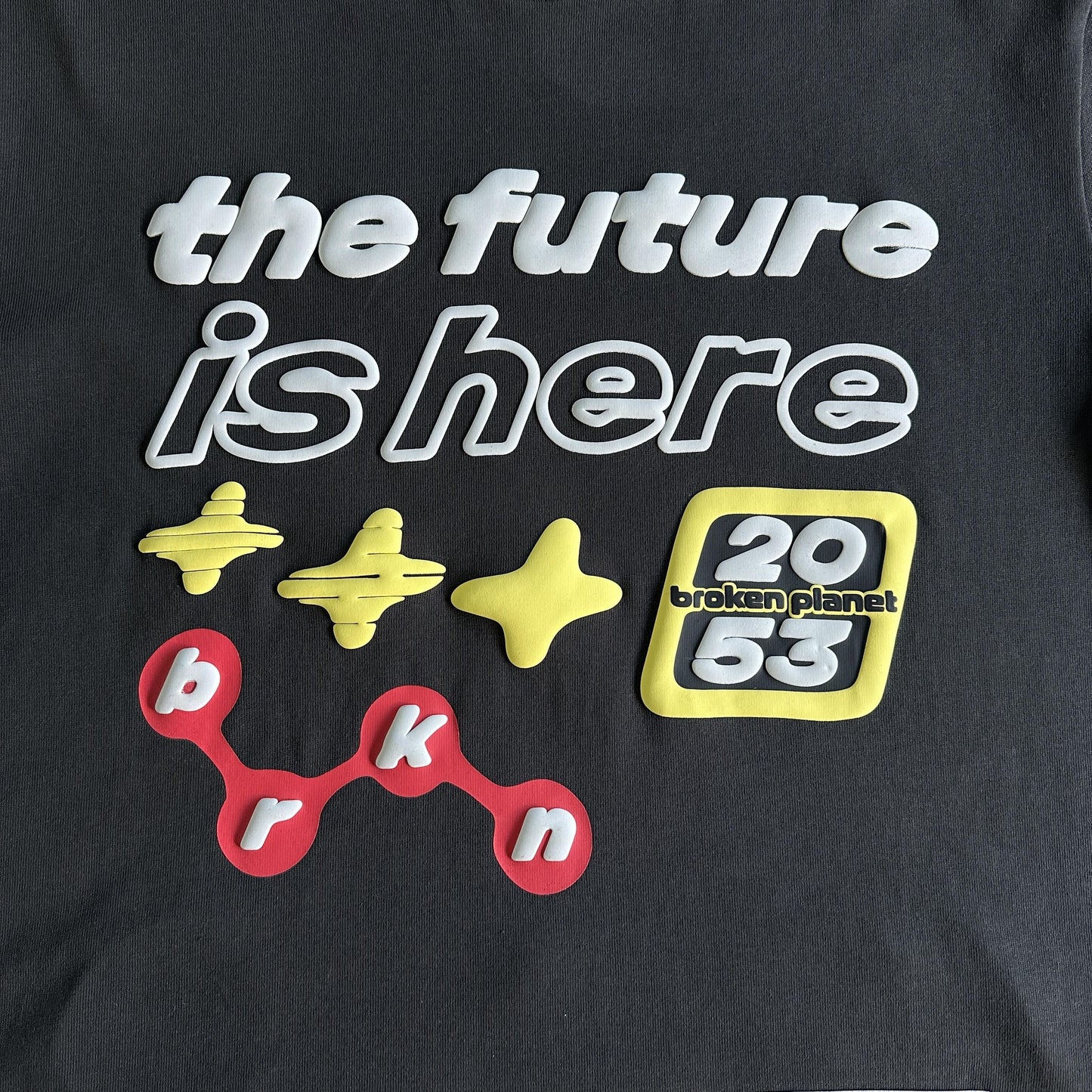 Broken P The Future is here Tee-shirt