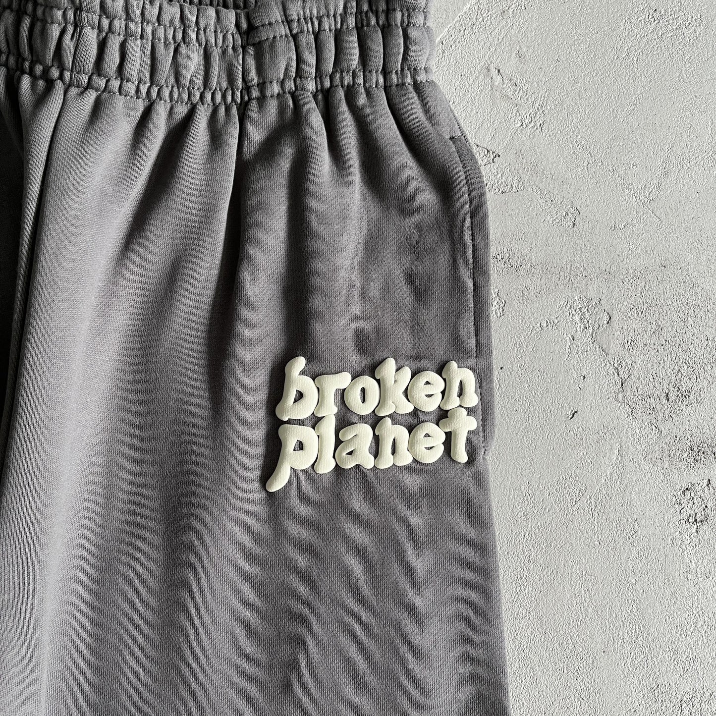 Pantalon de survêtement coupe droite Broken P