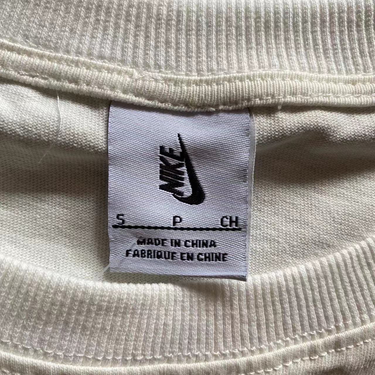 T-shirt Nike
