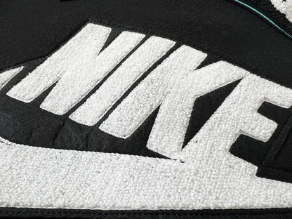 Blouson universitaire Nike x Tiffany and Co.