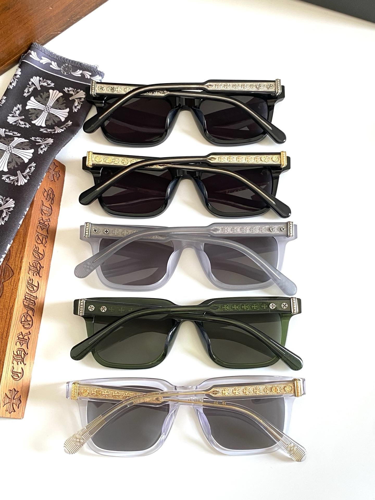 Lunettes Chrome Hearts